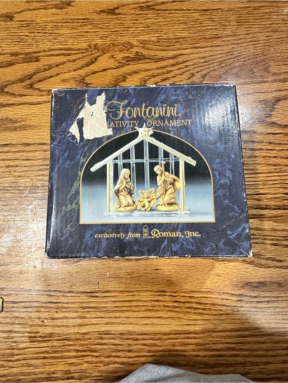 In box vintage Fontanini Nativity Ornament - Gold and white